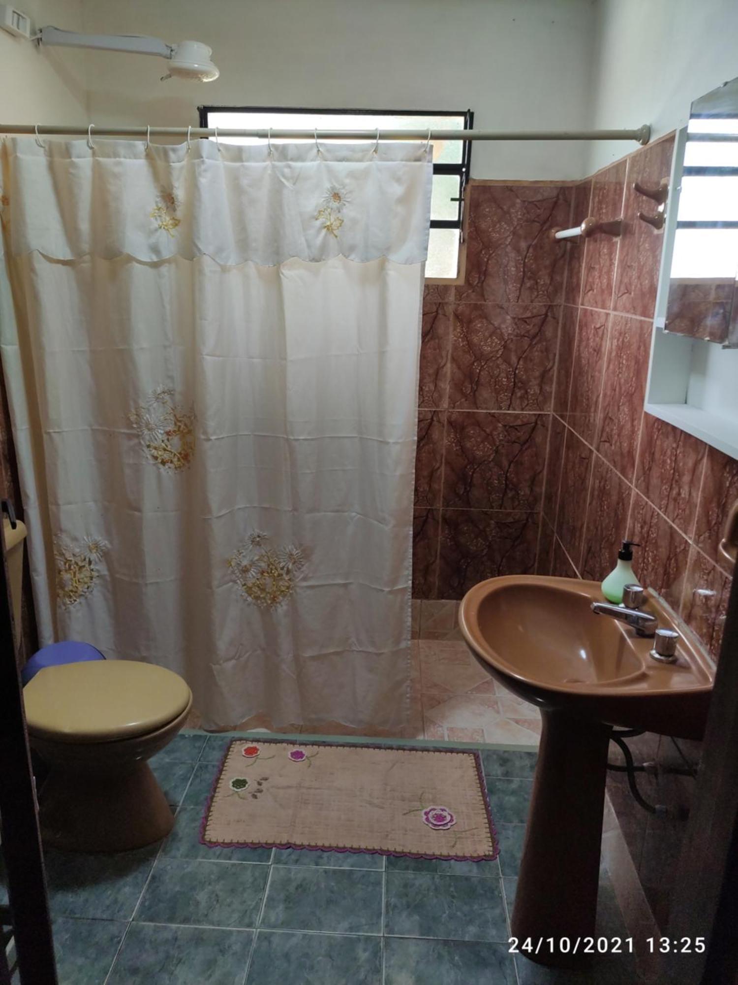 Iguazu Alojamiento "La Casa" Пуэрто-Игуасу Номер фото